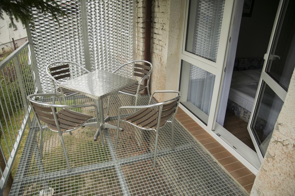 Studia A Apartmany U Karla Turnov Extérieur photo