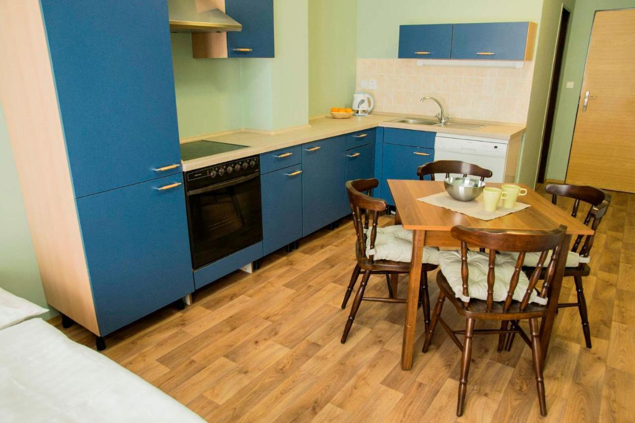 Studia A Apartmany U Karla Turnov Extérieur photo